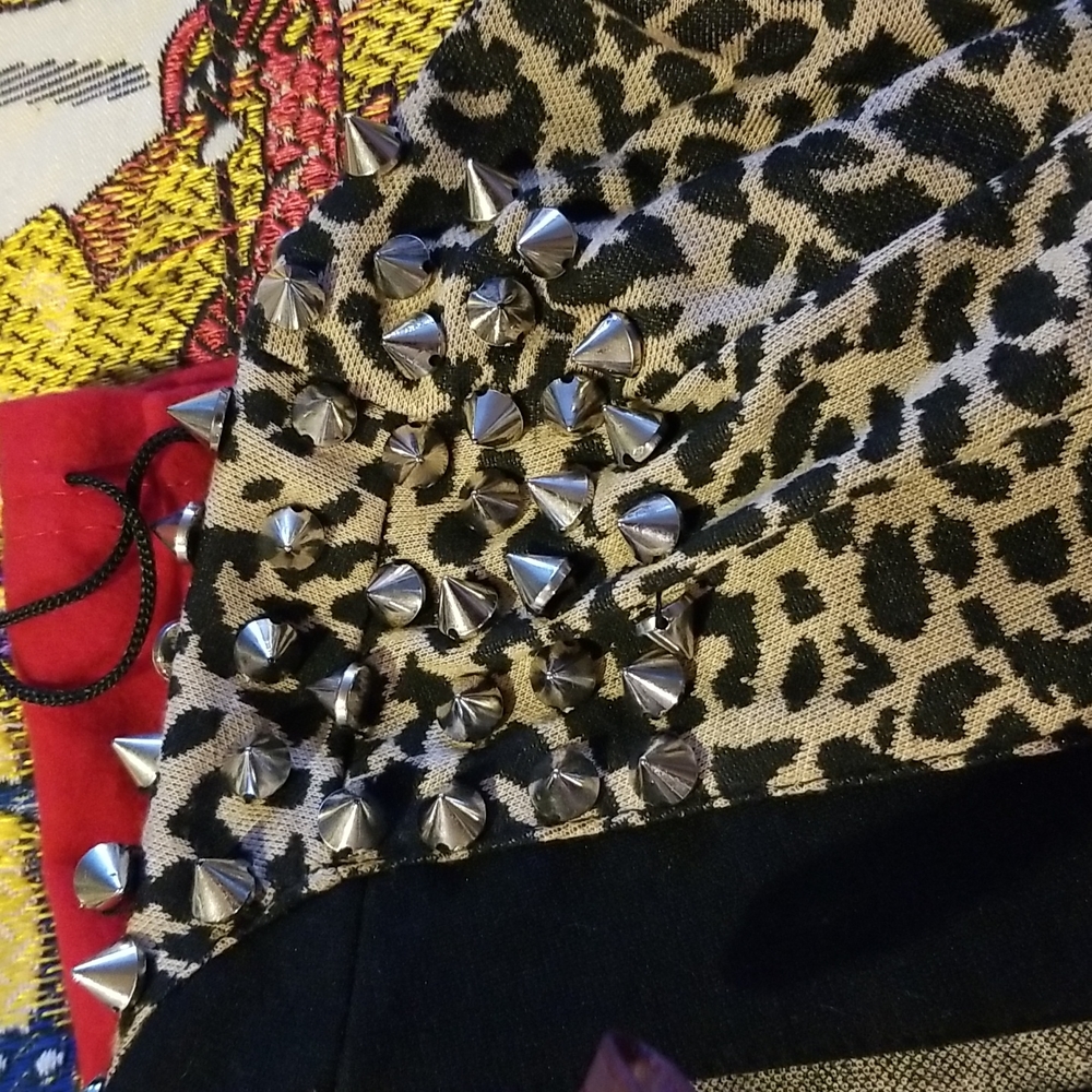 Sweater - Picture 2 of 5